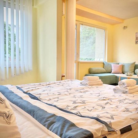 Sunny Central Apartment With Tv & Wi-Fi Стара-Заґора Екстер'єр фото