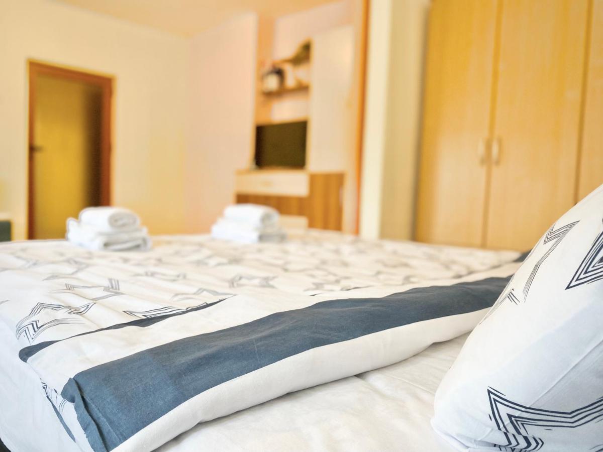 Sunny Central Apartment With Tv & Wi-Fi Стара-Заґора Екстер'єр фото